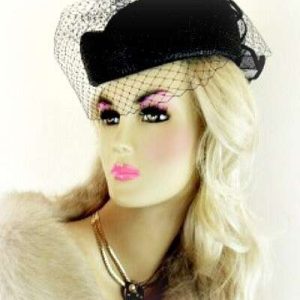 Women's Black Couture Designer Pillbox Hat With A Veil