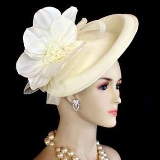 Women's Couture Designer Ivory Saucer Fascinator Cocktail Hat Flowers